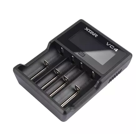 Xtar VC4 Li-ion battery charger - Chargers for 18650 batteries - 8020107914 - 1