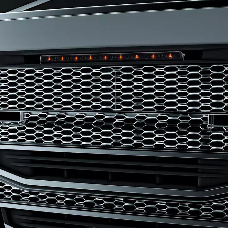 Strands DARK KNIGHT NUUK 30" KIT VOLVO FH 2021- - Brand specific lights for trucks - 8020107035 - 1